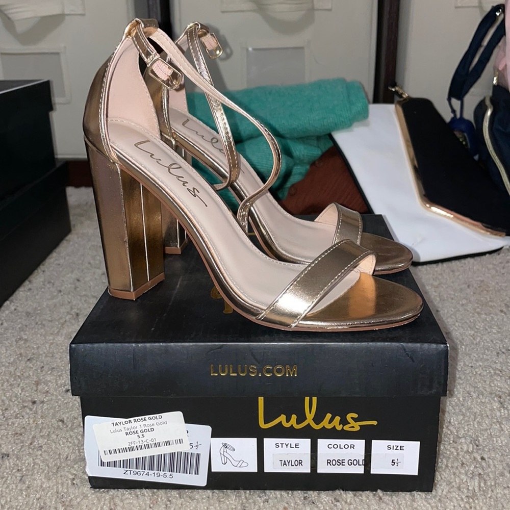 Lulus rose gold heels